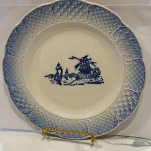 Source Unknown Blue and Cream Windmill Dinner Plate